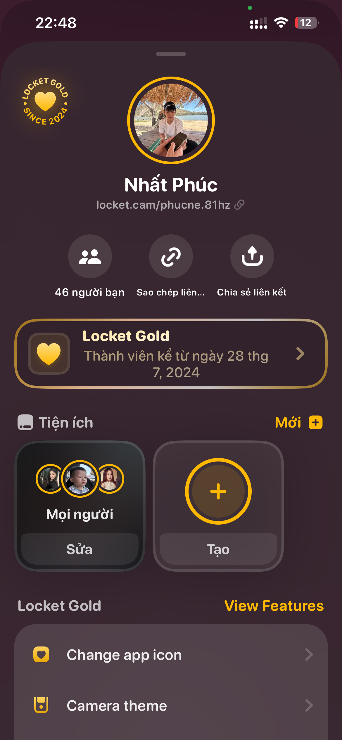 Locket Gold